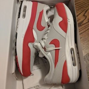 Nike Air Max 1 Anniversary University Reds